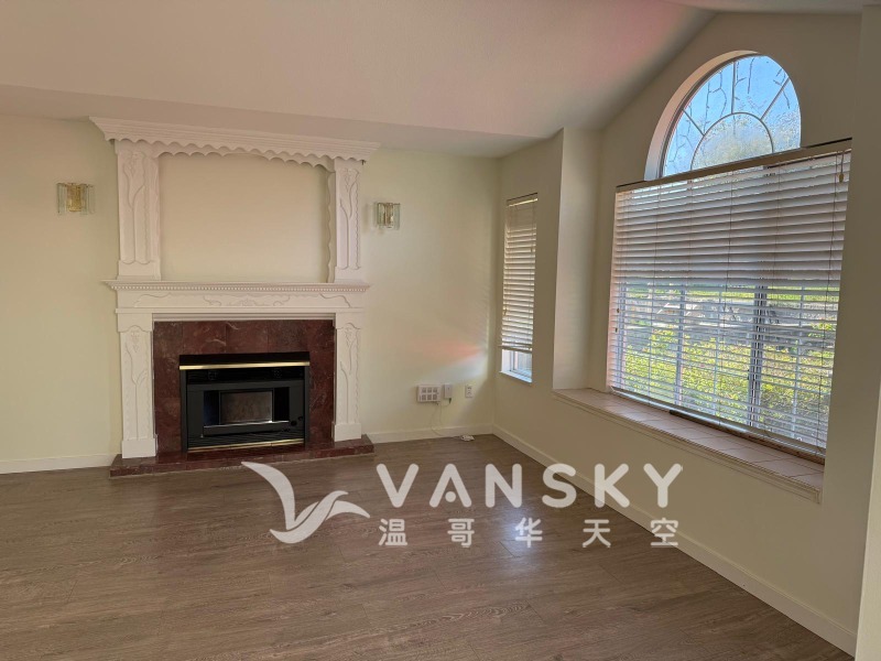 250926193630_WhatsApp Image 2025-09-12 at 17.12.50_b33e9e5f.jpg